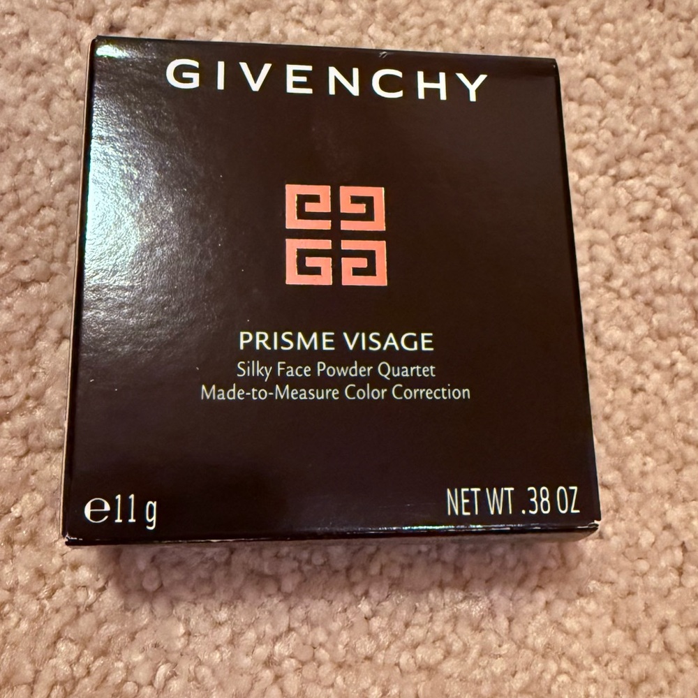 Givenchy Prisme Visage Silky Face Powder Quarter Color Correction, 1. Mousseline
